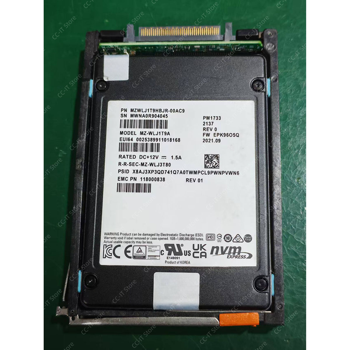Nvme Ssd - 1,92 TB NVMe SSD 005053072 005053073